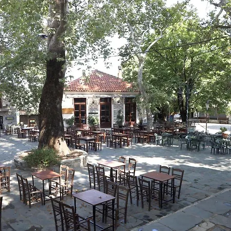 アパート Nikolaou